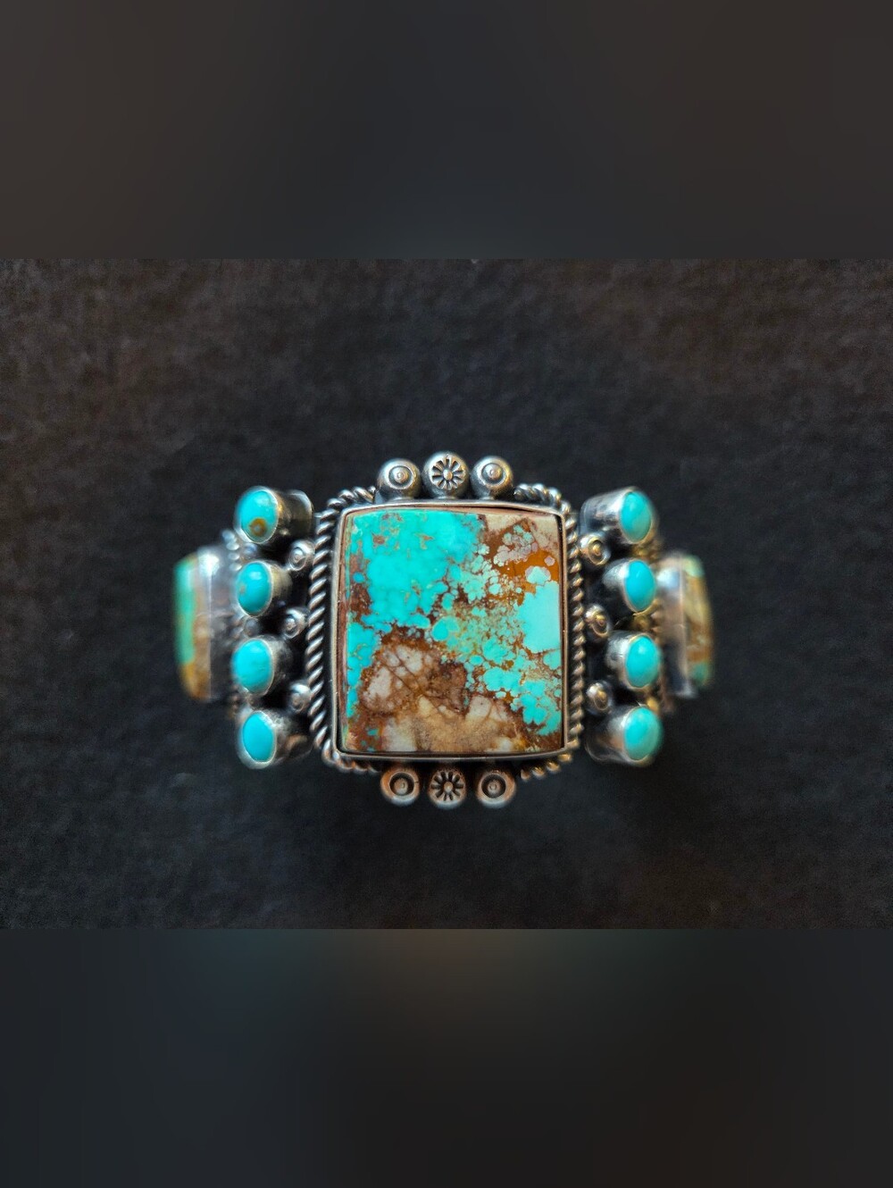 Stunning Navajo Made Royston Turquoise Sterling Silver Cuff - Picture 10 of 15